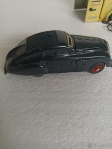 SCHUCO garáž + autíčko - 11