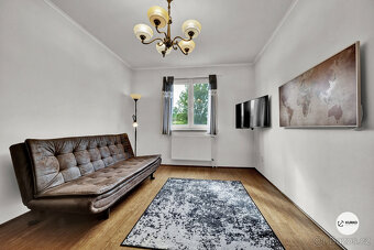 Rodinný dům / usedlost o dvou bytových jednotkách s pozemkem - 11