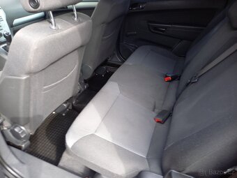 Opel Zafira 1,8 16V 103kw r.v.2010 7míst - 11