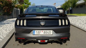 FORD MUSTANG 5.0 GT - 11