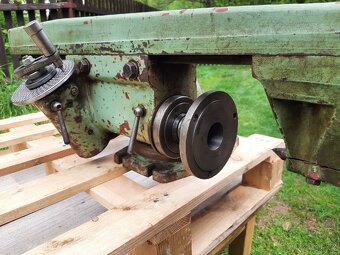 Dělička MK4 s příslušenstvím TOS FN22, FN32, DECKEL FP1, FP2 - 11