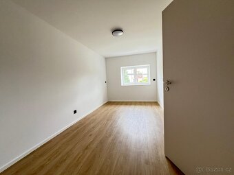 Prodej rodinného domu 143 m², pozemek 560 m² Orel - 11