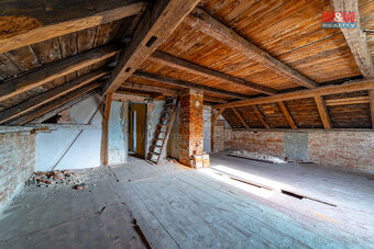 Prodej rodinného domu, 199 m², Plesná, ul. 5. května - 11