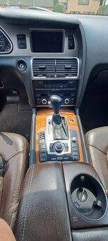 Audi Q7 3.0 TDI V6 171kW QUATTRO ČR - 11