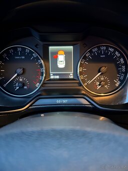 Skoda octavia 3 2.0 tdi 110kw rv 2015 naj 281t km - 11