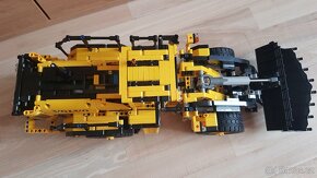 Lego technic 42030 - 11