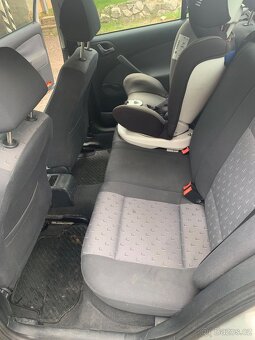 Škoda Octavia I 1.6 benzín - 11