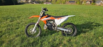 Prodám Motokrosový speciál KTM 300 SX 2020  najeto 65mth - 11