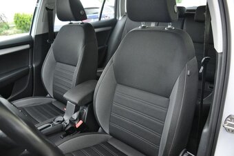 Škoda Octavia Combi 2.0TDi DSG 110KW NAVI DPH 2019 - 11