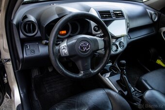 Toyota RAV4 2.2 D-4D 180 X - Aj na splátky - 11