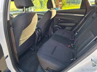 Hyundai Tucson 1.6TGDi 4WD STYLE - 11