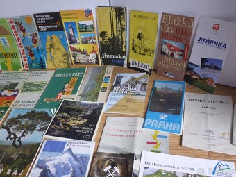 Turistické mapy, prospekty a průvodce - 11
