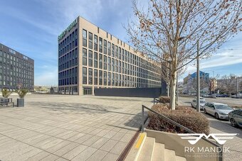 Pronájem obchodní prostory, 431 m2 - Praha - Karlín - 11