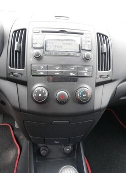 Hyundai i30 1.6 CRDI, r.v. 7/2009, klima, ALU kola, nová STK - 11