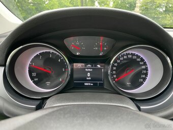 Opel Astra 1.5Cdti 1.MAJITEL ČR DPH LED - 11