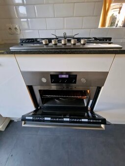 Moderní kuchyně s ostrůvkem (0210.281) - 11