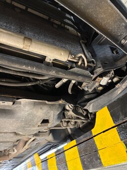 Mercedes Benz CLS500 - 11