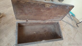 Starožitná ševcovská truhla - 11