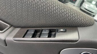 Nissan Pathfinder 2.5 dCi SE 140kw - 11