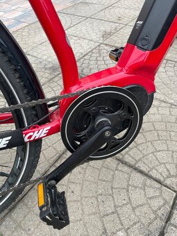 Téměř nové elektrokolo Apache - 11