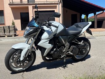 Honda CB1000R 2008 cerstve po servisu - 11