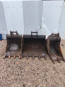 Traktorbagr CASE 580 ST - 11