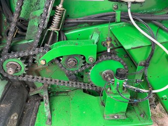 John Deere 854 - 11