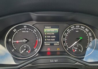 Škoda Superb 2.0TDI 140kW 4x4 DSG Style Ext - 11