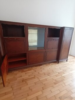 Starožitný nábytek - komoda a obyvací stěna - 11