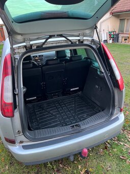 Prodám celé auto na náhradní díly - FORD FOCUS C-MAX - 11