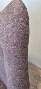 Polstrované křeslo - 11