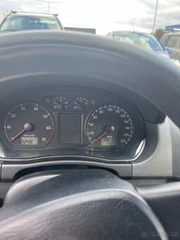Volkswagen Polo 1.2 - 11