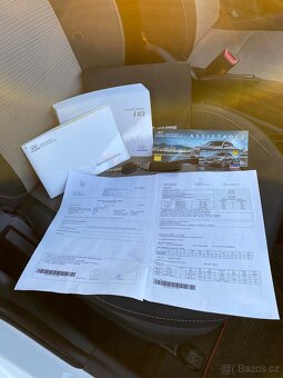 Hyundai i10 1.0 - 11