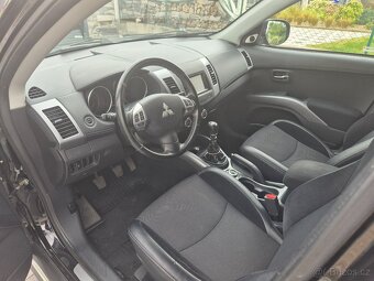 Mitsubishi Outlander 2.2d 130kW 4x4 - 11