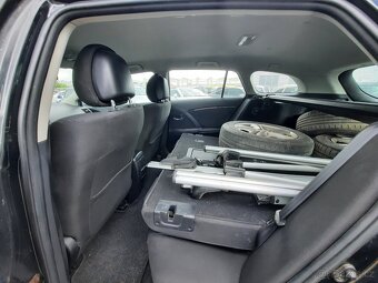 Toyota Avensis, 1,8 16V 108kW   AUTO A/C   VÝHŘEV - 11