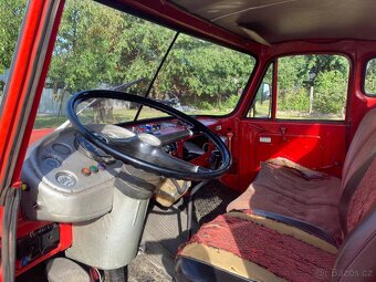 Tatra T 148 CAS 32 - 11