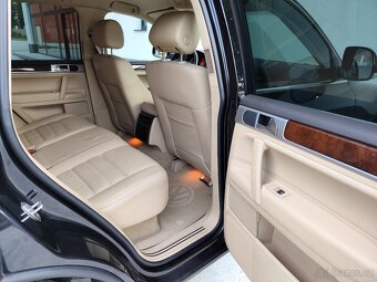 VW Touareg facelift 3.0 TDI V6 - 11
