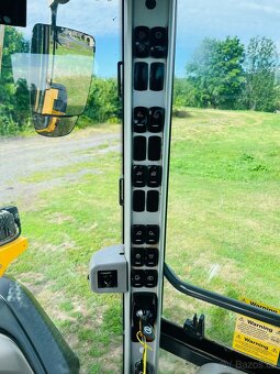 Kolový nakladač Volvo L60H - 11