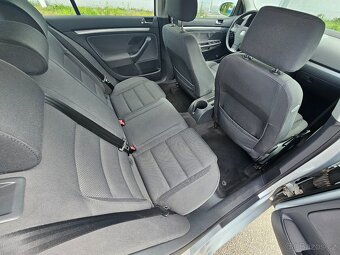 Volkswagen Golf V 2.0TDI - 11
