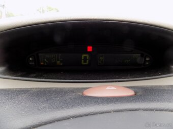 Citroën Xsara Picasso 1.6i/klimatizace/ - 11