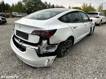 Tesla 3 Long Range  Faceliftová verze  03.2021 - 11