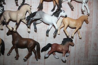 Figurky koní Schleich 3 - 11