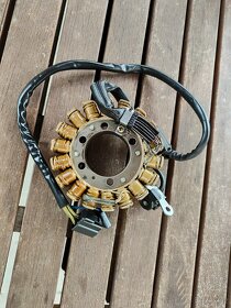 Suzuki VZ 800 Marauder - motor náhradní dily - 11