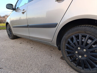 Škoda Fabia 2 1.2 HTP51Kw Sport 2009 ČR 193xxxKM - 11