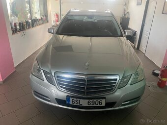 MB E 220CDi combi 2011 Aut. slušný stav a km. Elegance - 11
