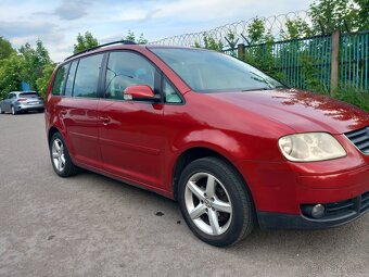 Volkswagen Touran 1.6 benzin kw 85 rok 2005 - 11
