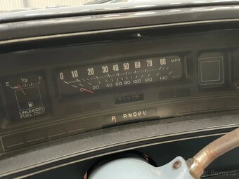 Chevrolet El Camino - 11