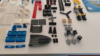 Lego 3222 - helikoptéra a limuzína - 11
