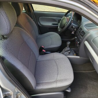 Renault Clio 1.2i 43kw, poctivých 66000km,klima,1.majitel - 11