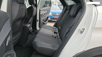 Peugeot 3008 BlueHDi 130  EAT8 Allure rok 2022 - 11